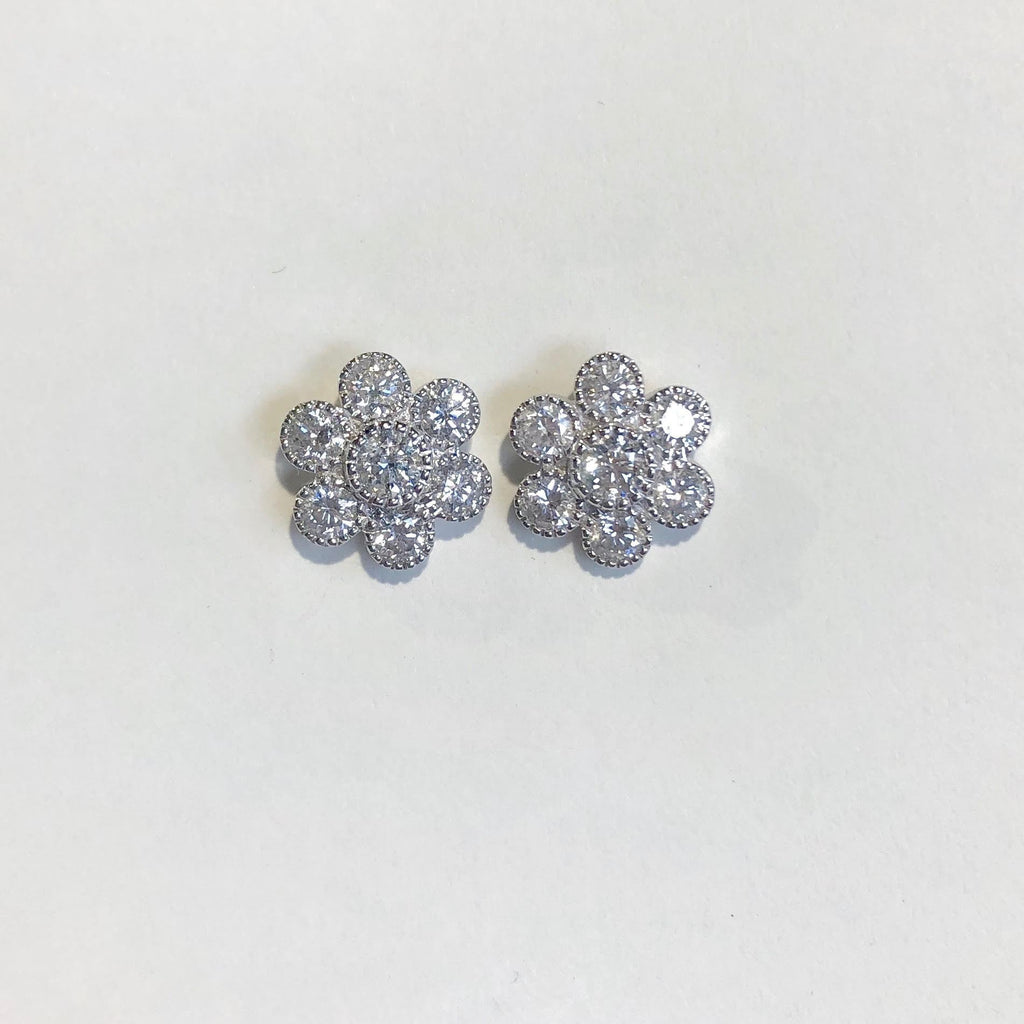 18CT WHITE GOLD DAISY CLUSTER STUD EARRINGS 2CT