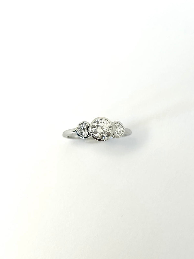 14CT WHITE GOLD LAB DIAMOND TRILOGY RING WITH HEART LAB SHOULDERS