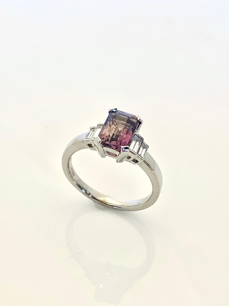 2.15CT COLOUR CHANGE SAPPHIRE RING