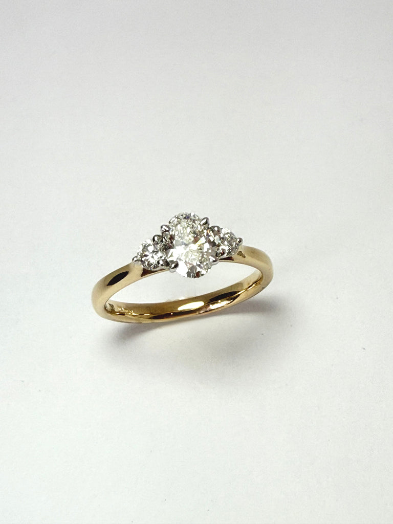 18CT 91PT OVAL DIAMOND TRILOGY RING