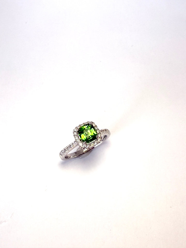 PLATINUM 1.13CT NATURAL TSAVORITE AND DIAMOND RING
