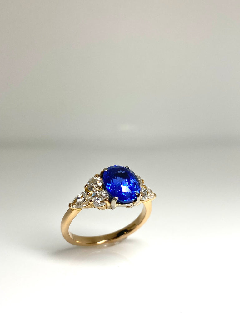 18CT ROSE GOLD 3.01CT SRI LANKAN SAPPHIRE AND 1.08CT DIAMOND RING