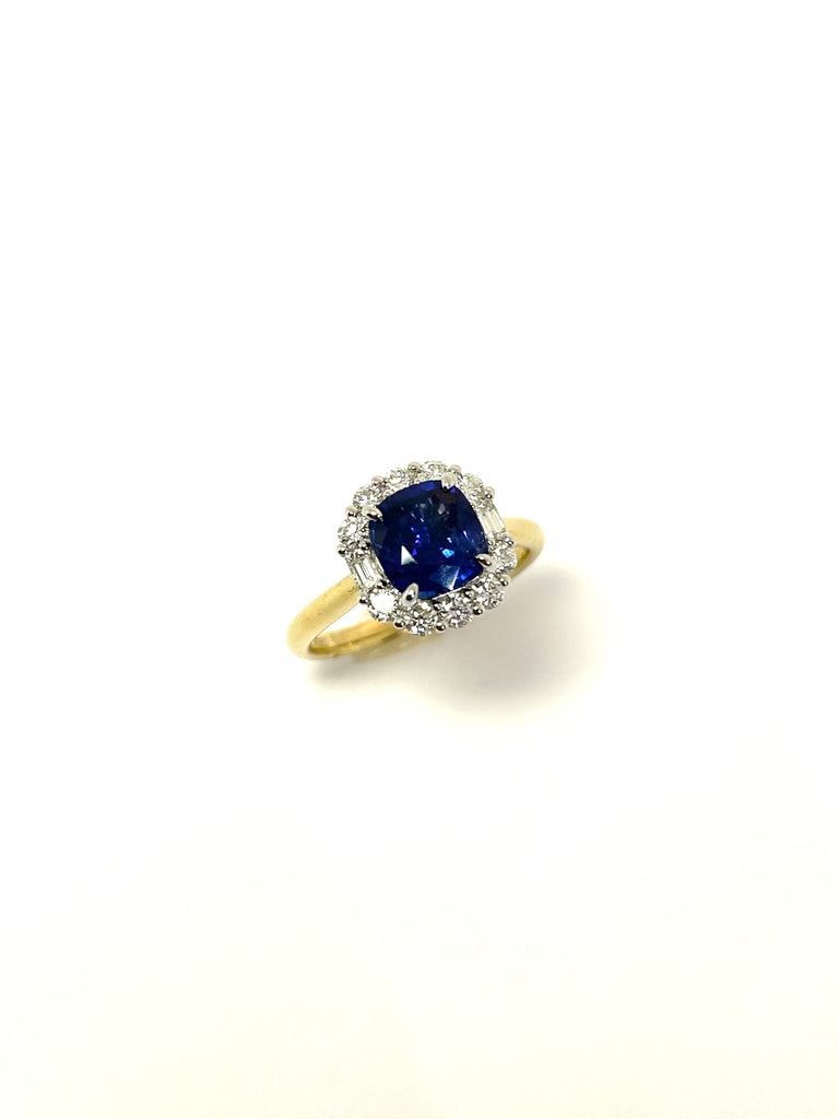 ROYAL BLUE SRI LANKAN SAPPHIRE DIAMOND RING