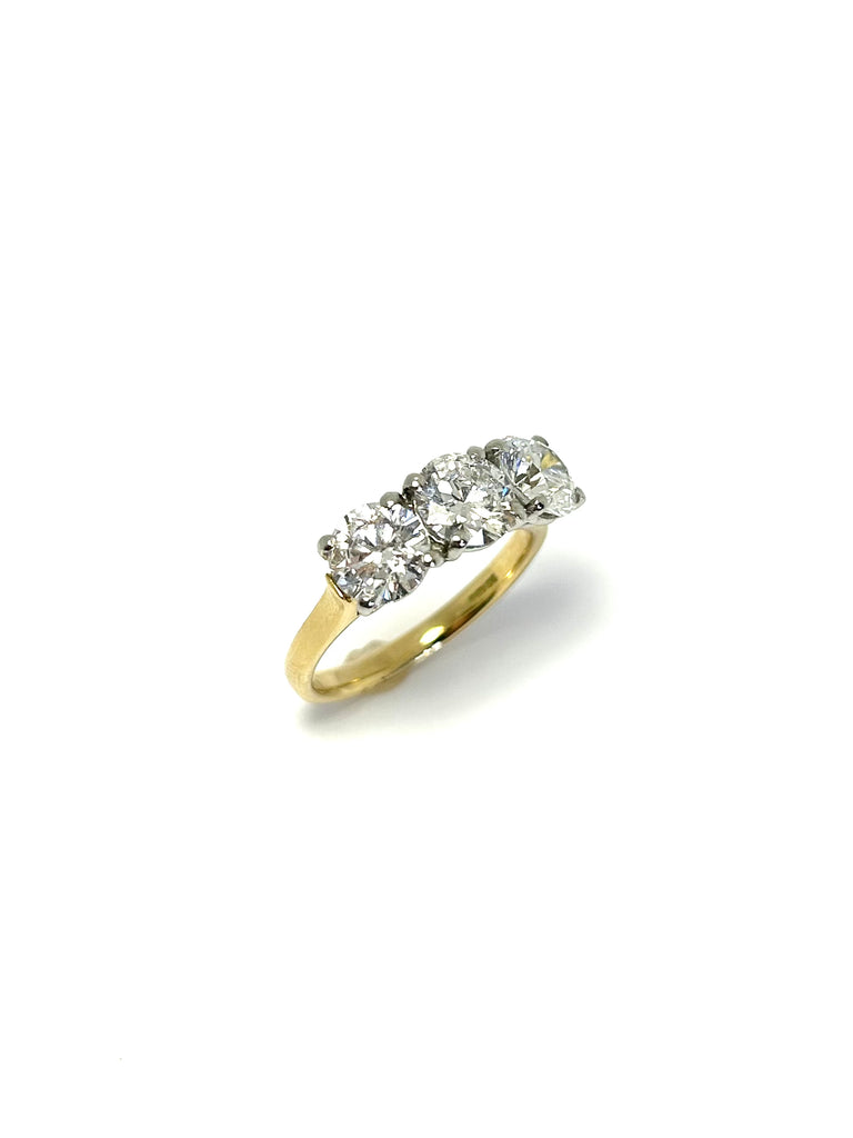 18CT AND PLATINUM LAB GROWN TRILOGY 3.11CT