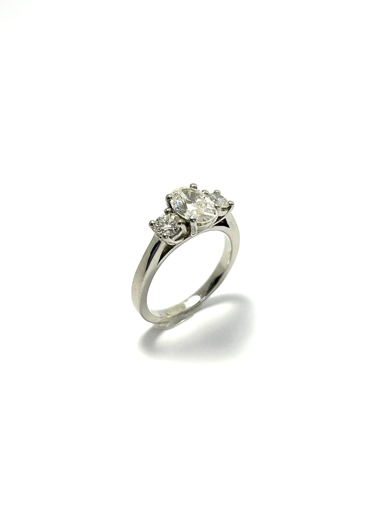 PLATINUM OVAL DIAMOND TRILOGY RING
