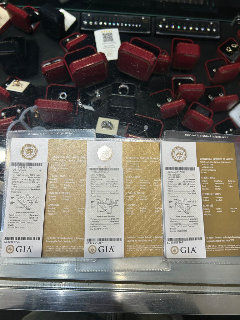 2.10CTS GIA CERTIFIED 18CT TRILOGY