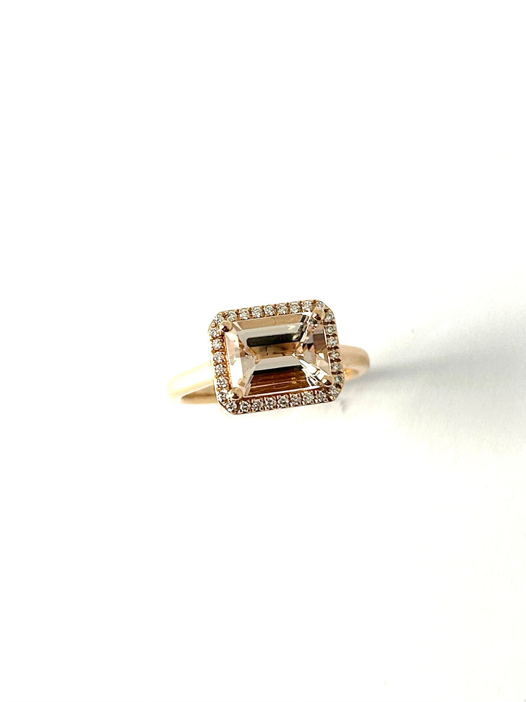 18CT ROSE GOLD MORGANITE AND DIAMOND RING