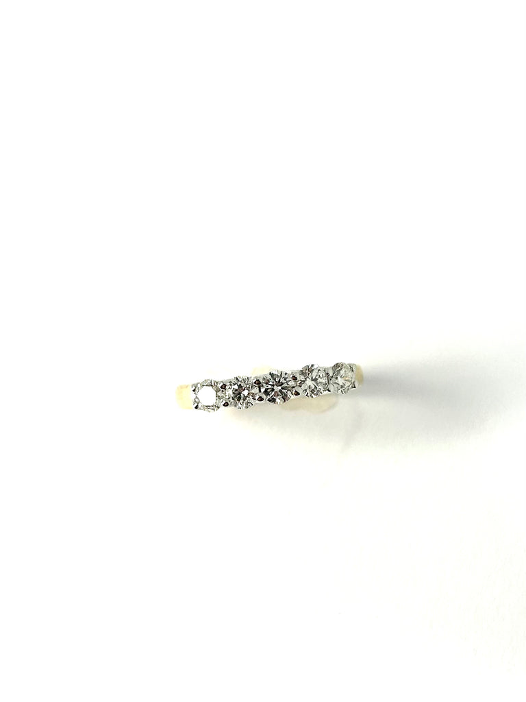 18CT YELLOW GOLD 5 STONE DIAMOND RING