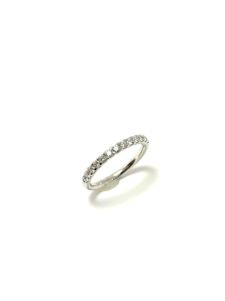 PLATINUM 33PT DIAMOND RING