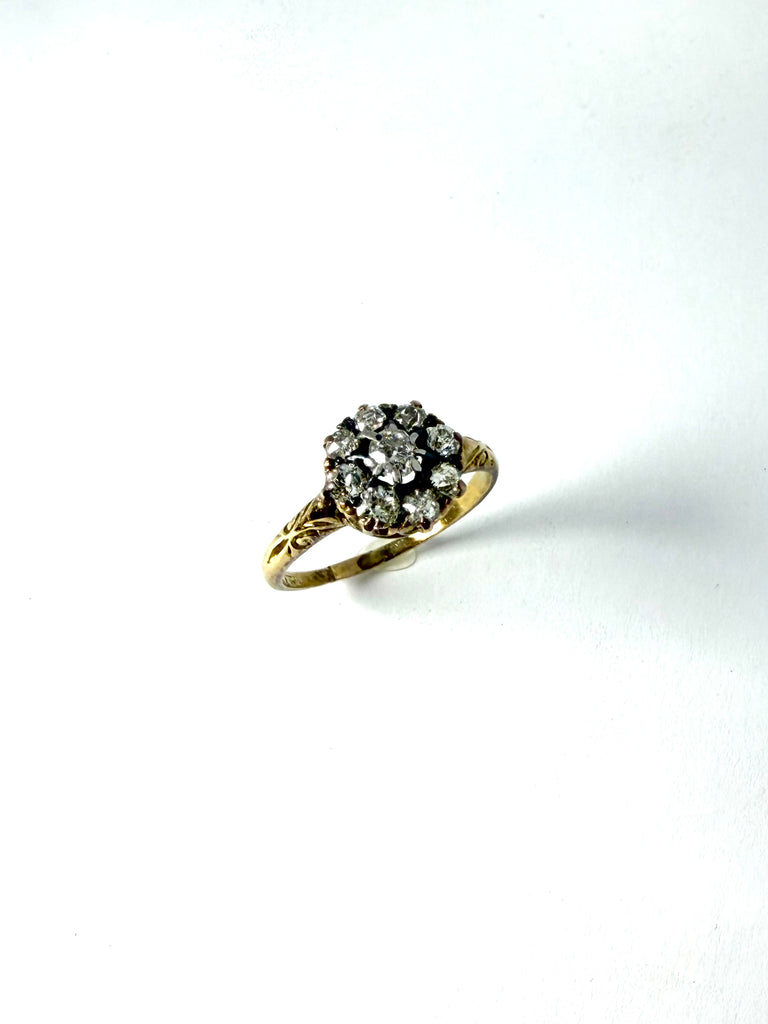 18CT 1.00CT VINTAGE DIAMOND DAISY CLUSTER