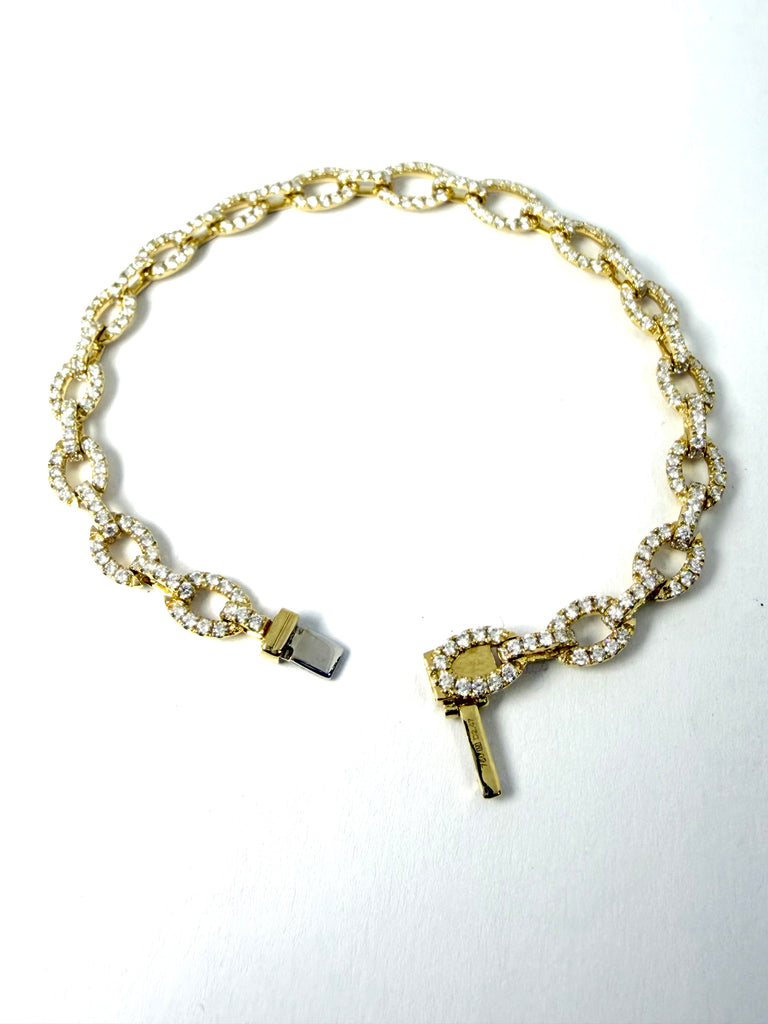 18CT 2.47CT DIAMOND SET LINK BRACELET
