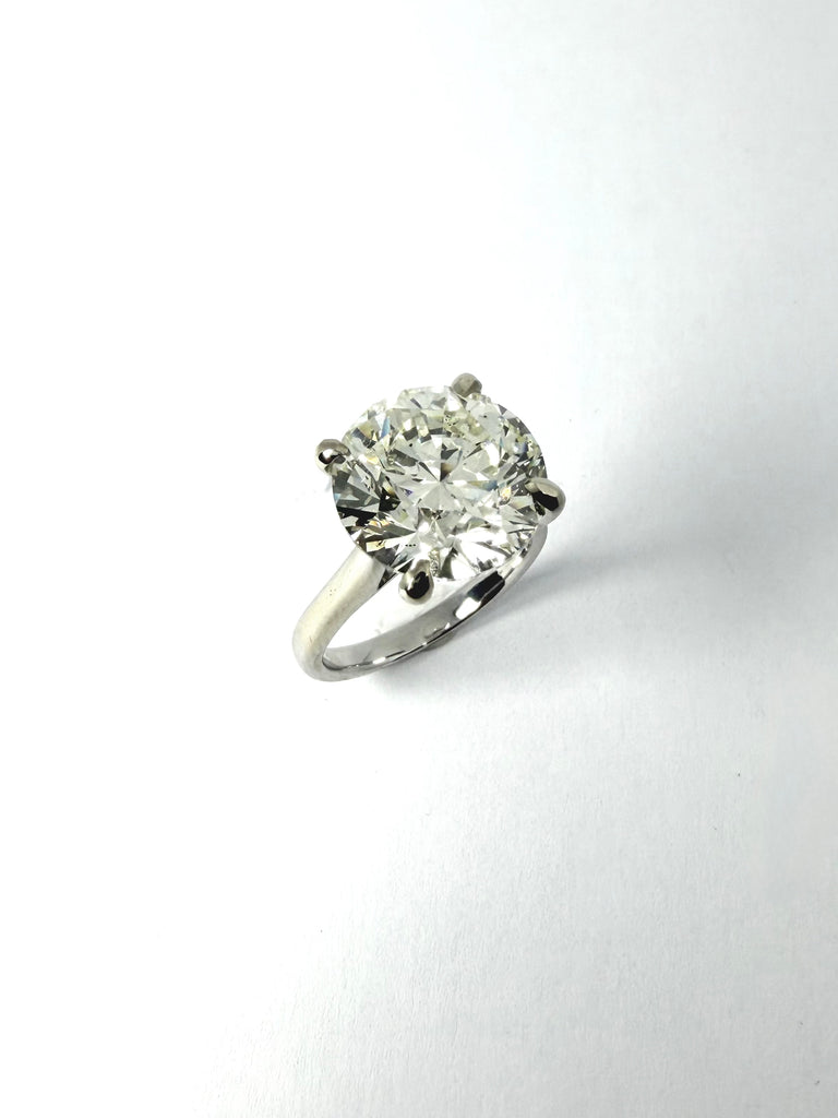 18CT WHITE GOLD 10.02CT DIAMOND SOLITAIRE