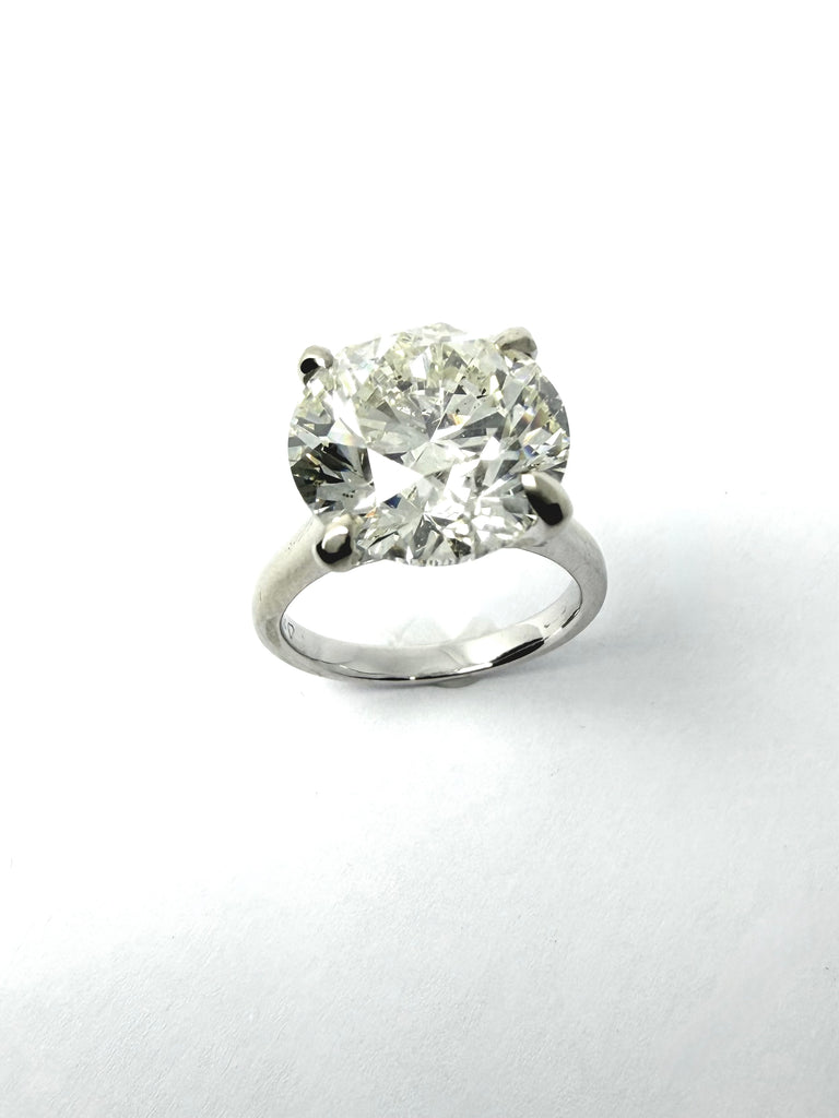 18CT WHITE GOLD 10.02CT DIAMOND SOLITAIRE