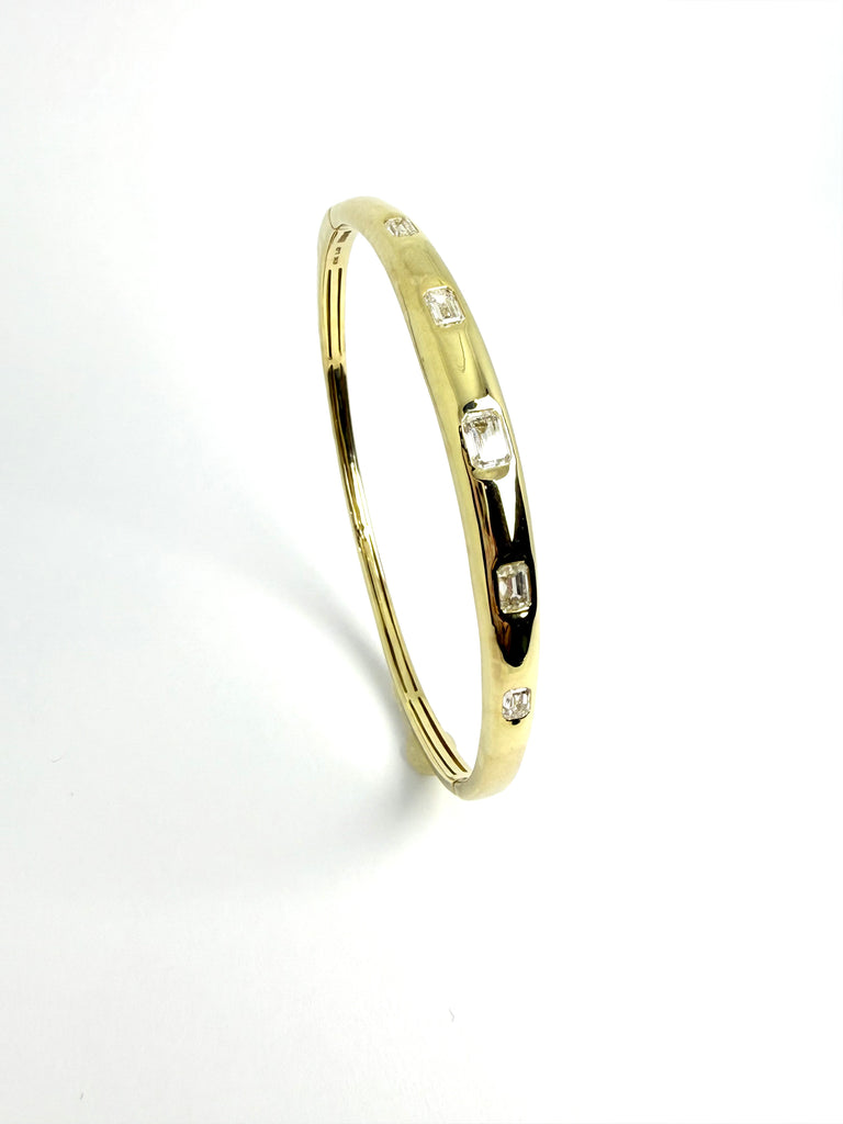 9CT 1.44CT LAB GROWN DIAMOND SET BANGLE
