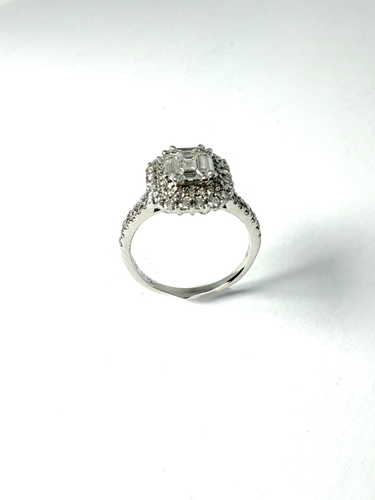18CT 1.33CT VARIED CUT CLUSTER RING IN WHITE GOLD