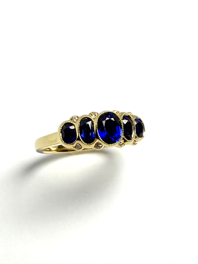 18CT 1.58CT SAPPHIRE DIAMOND RING
