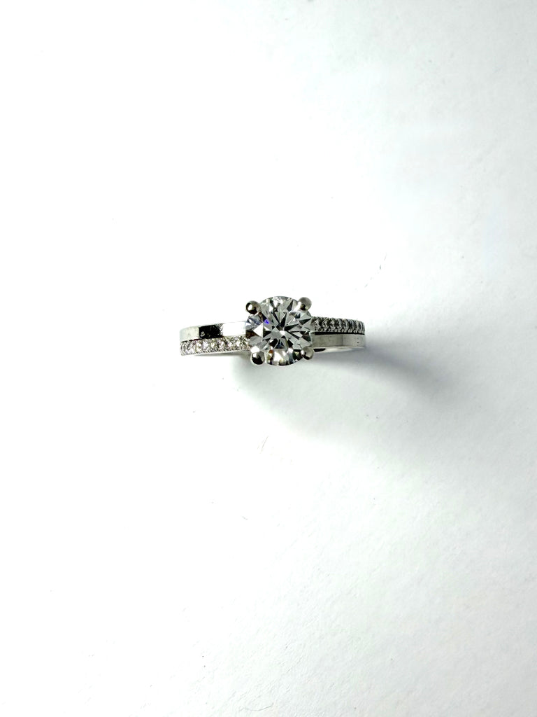 PLATINUM DE BEERS 76PT DIAMOND SOLITAIRE RING