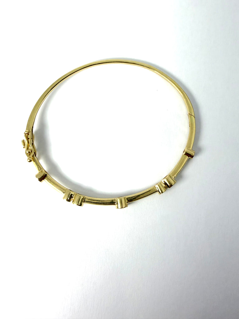 18CT 90PT BEZEL SET DIAMOND BANGLE