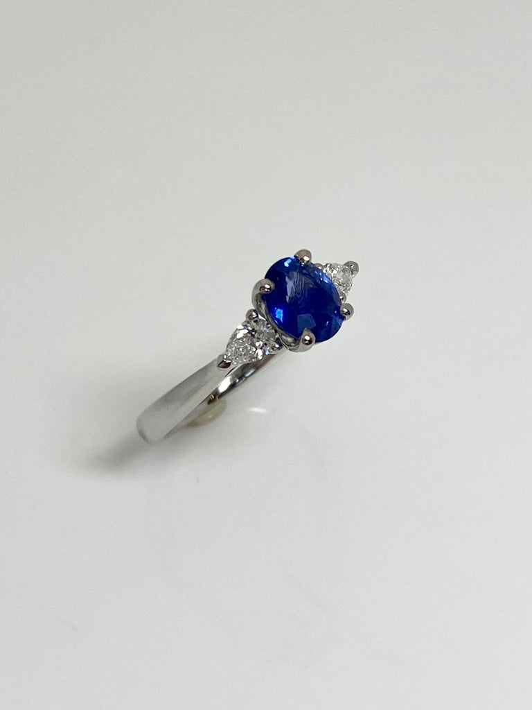 TRILOGY 1.05CT SAPPHIRE AND 28PTS DIAMOND RING PLATINUM