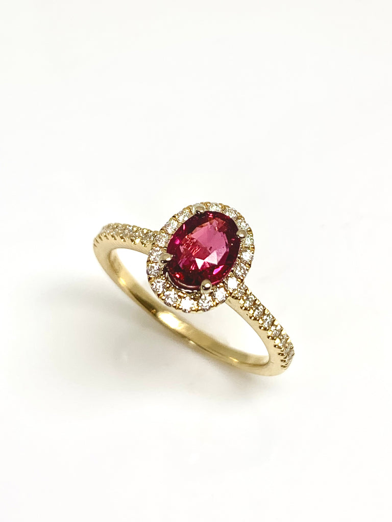 18CT DIAMOND AND RUBY HALO RING NATURAL NO HEAT