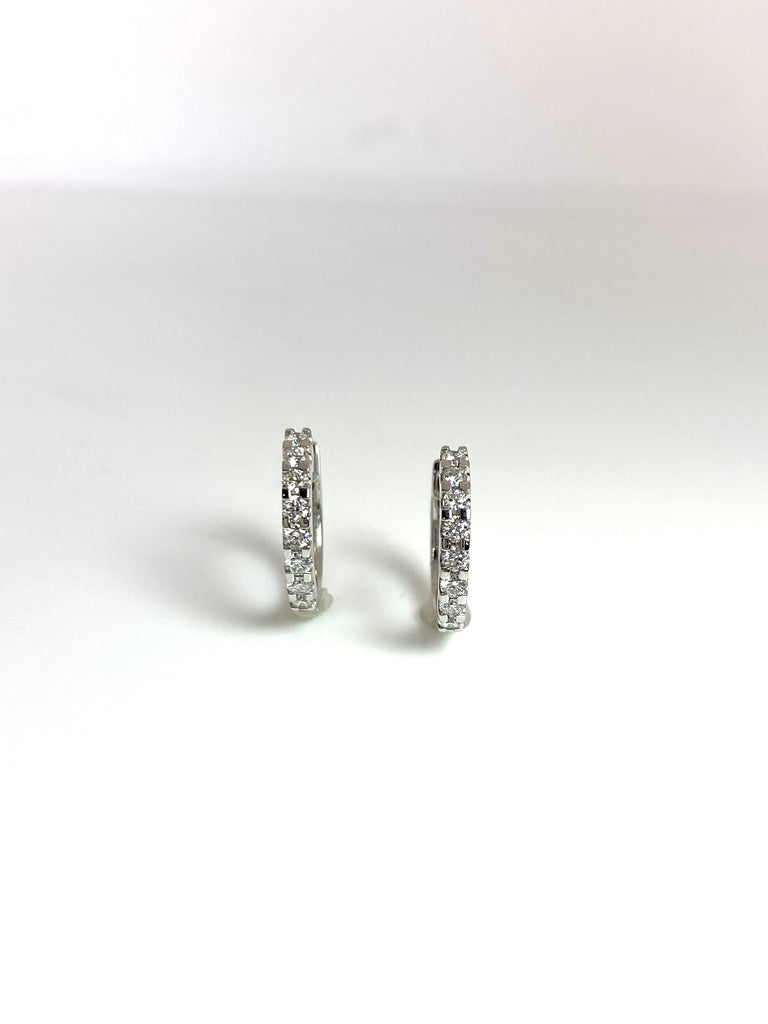 18CT WHITE GOLD 32PT DIAMOND HUGGIES