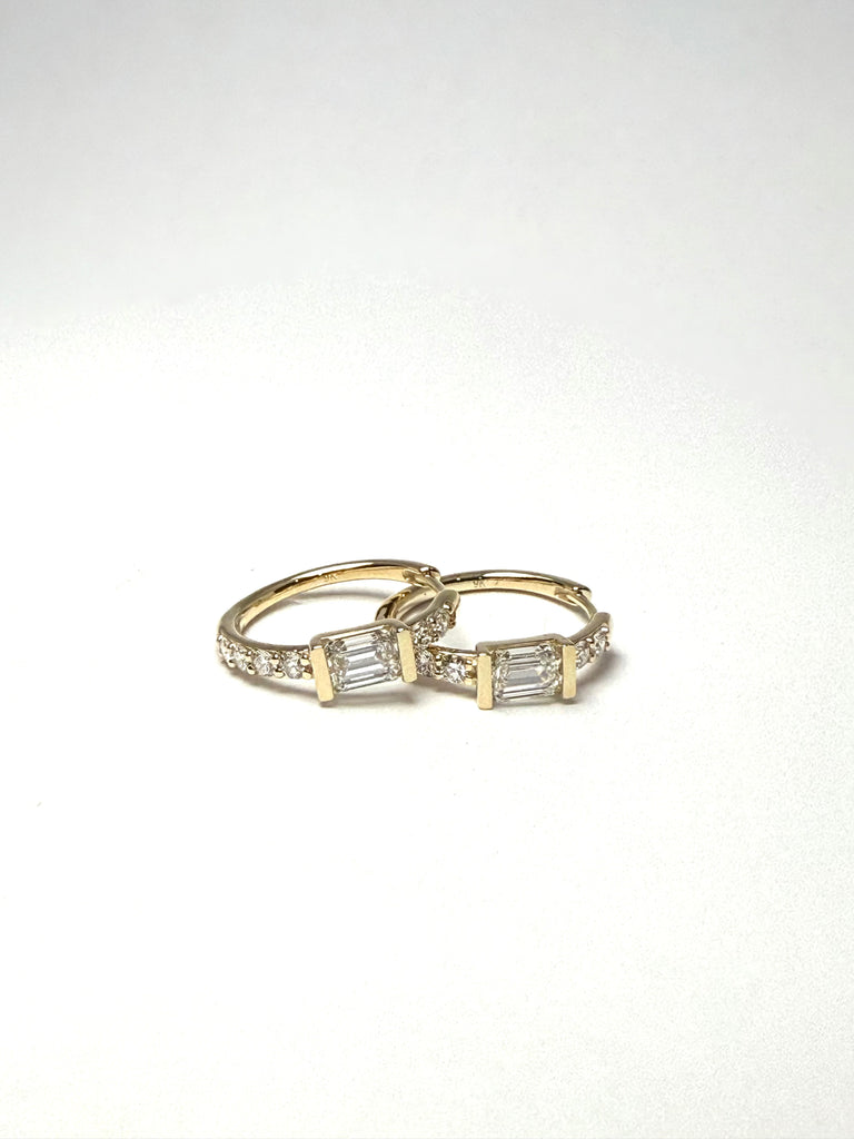 9CT 2.15CT VARIED CUT LAB DIAMOND HOOPS