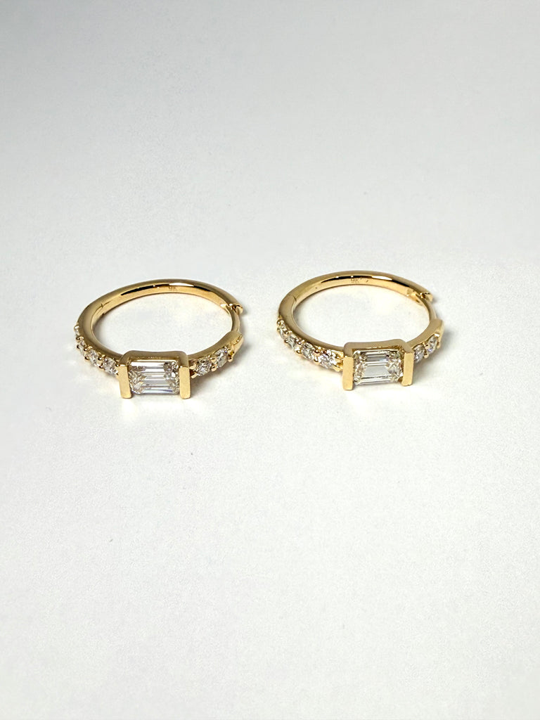 9CT 2.15CT VARIED CUT LAB DIAMOND HOOPS