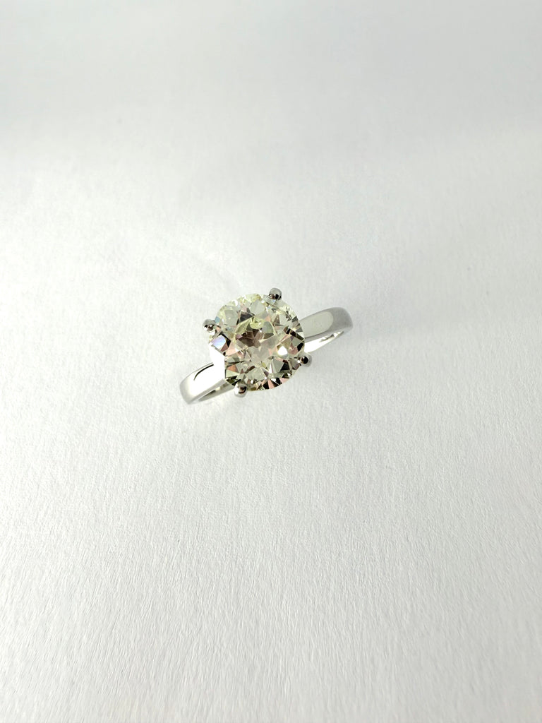 PLATINUM 1.75CT OLD CUT DIAMOND SOLITAIRE