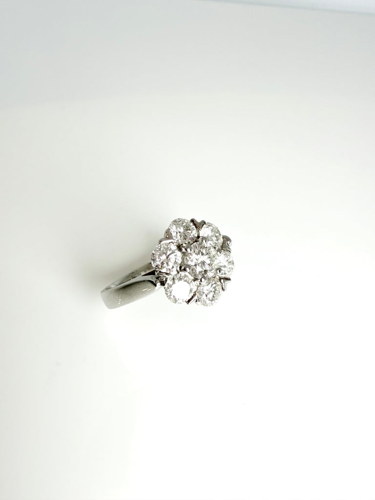 PLATINUM 2.00CT DIAMOND DAISY CLUSTER RING