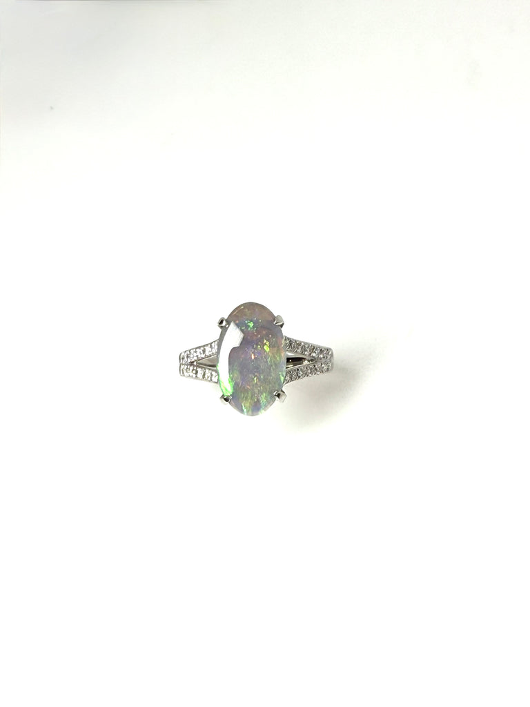 PLATINUM OPAL RING WITH SPLIT DIAMOND SHOULDERS