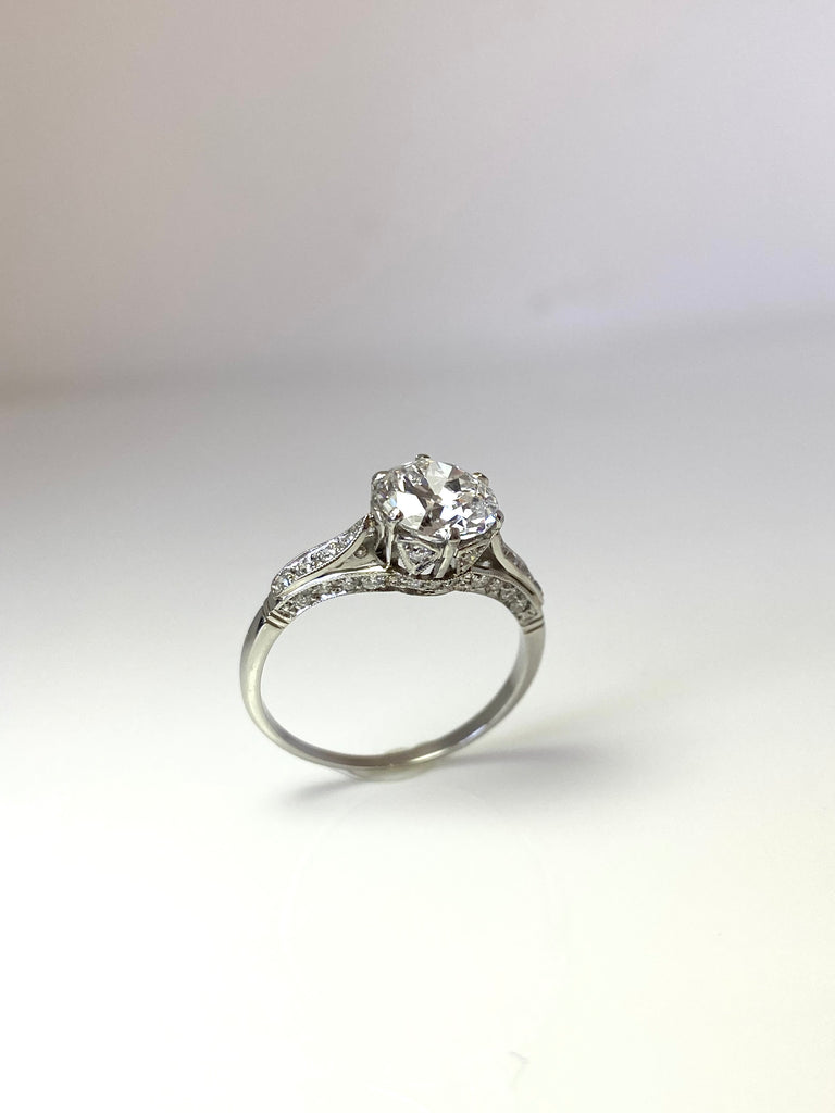 1.65CT OLD EUROPEAN CUT DIAMOND SOLITAIRE RING WITH DIAMOND SHOULDERS