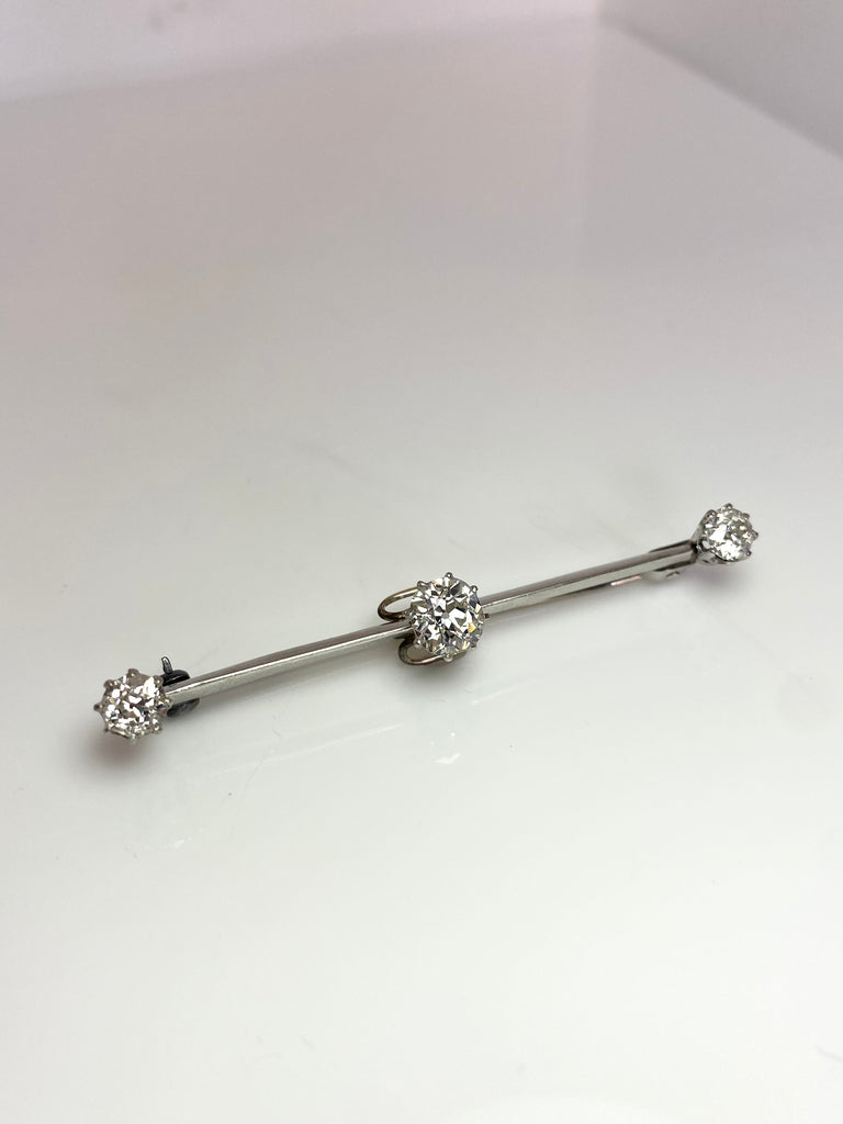 2.10CT OLD EUROPEAN CUT DIAMOND VINTAGE BROOCH