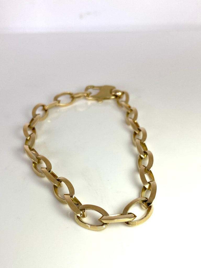 9CT HEAVY HAND MADE OVAL LINK BRACELET