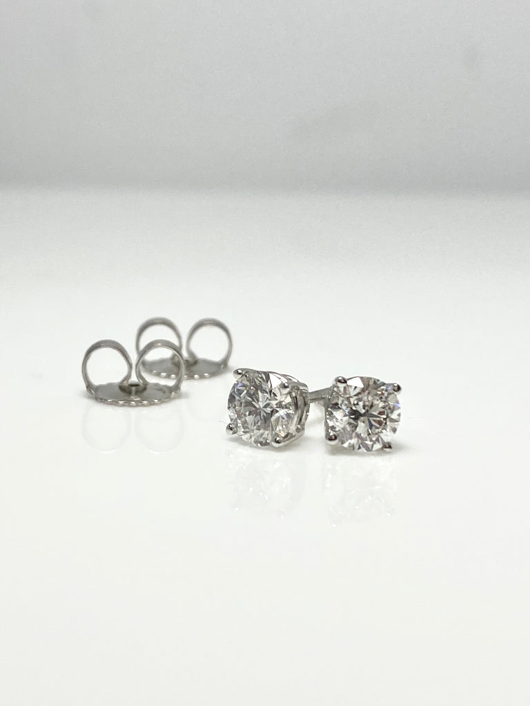 18CT WHITE GOLD 1.06CT DIAMOND STUDS