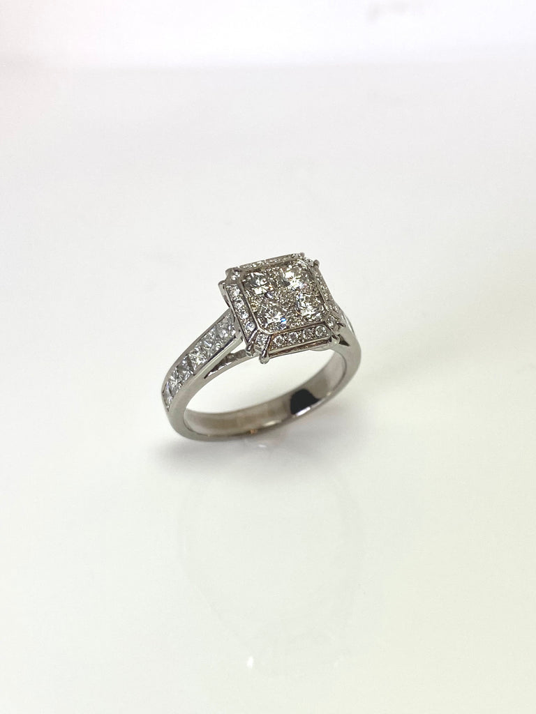 18CT WHITE GOLD 1.50CT MULTI STONE DIAMOND RING