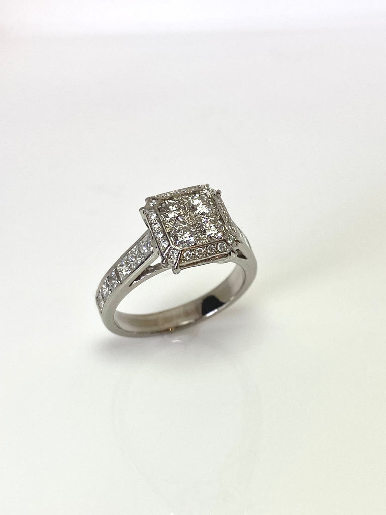 18CT WHITE GOLD 1.50CT MULTI STONE DIAMOND RING