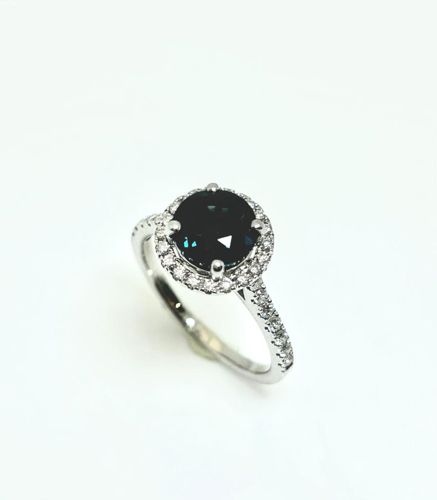 18CT WHITE GOLD 2.26CT TEAL SAPPHIRE AND 0.33CT DIAMOND RING