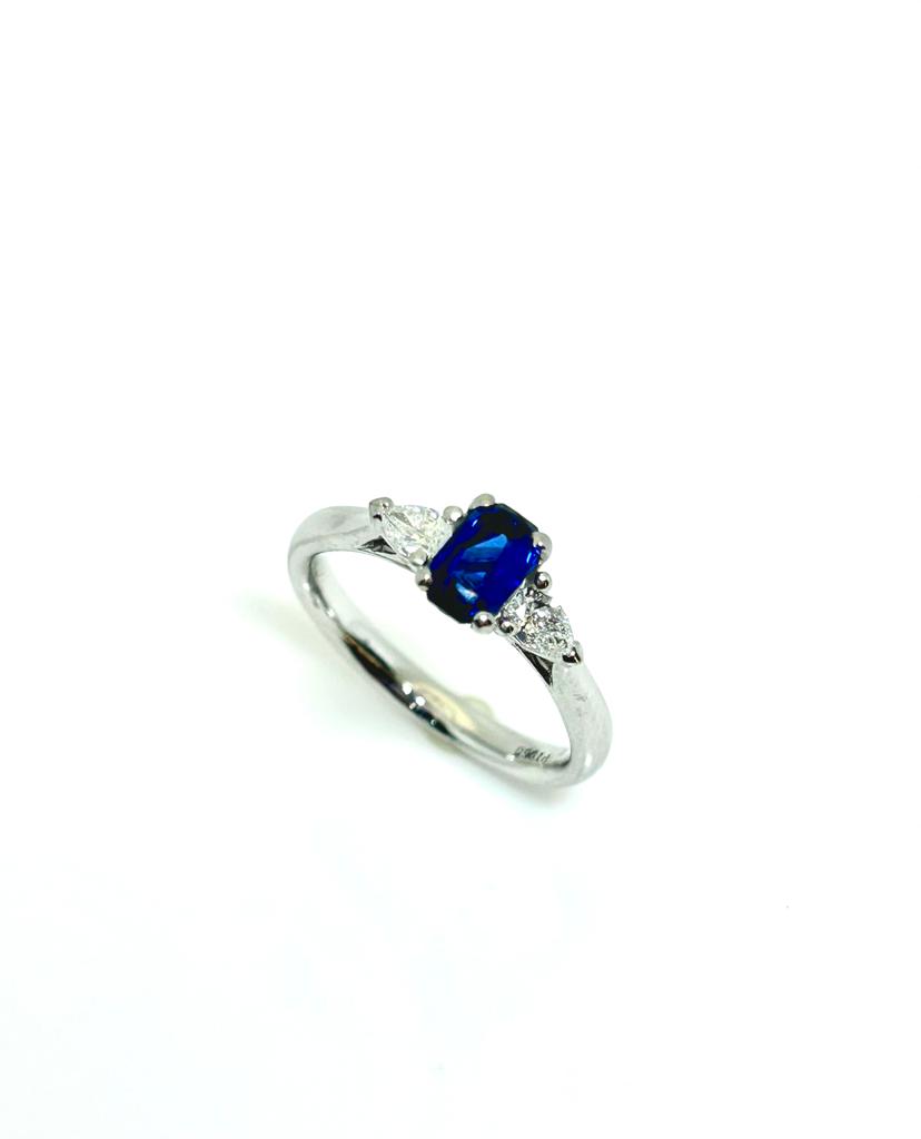 PLATINUM 80PT SAPPHIRE AND 24PT DIAMOND RING