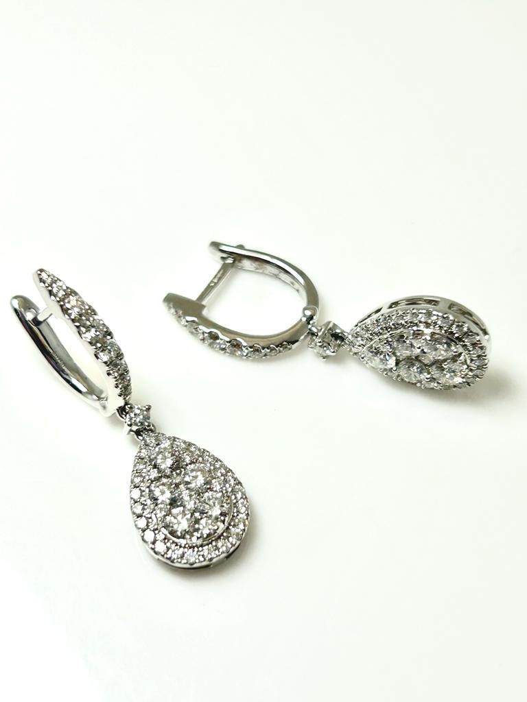 18CT WHITE GOLD PEAR SHAPED DIAMOND 1.54CTS DROP EARRINGS