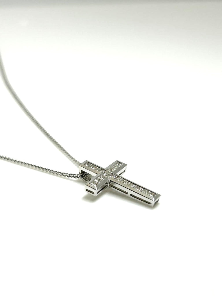 PRE OWNED PRINCESS CUT  DIAMOND CROSS 40PTS