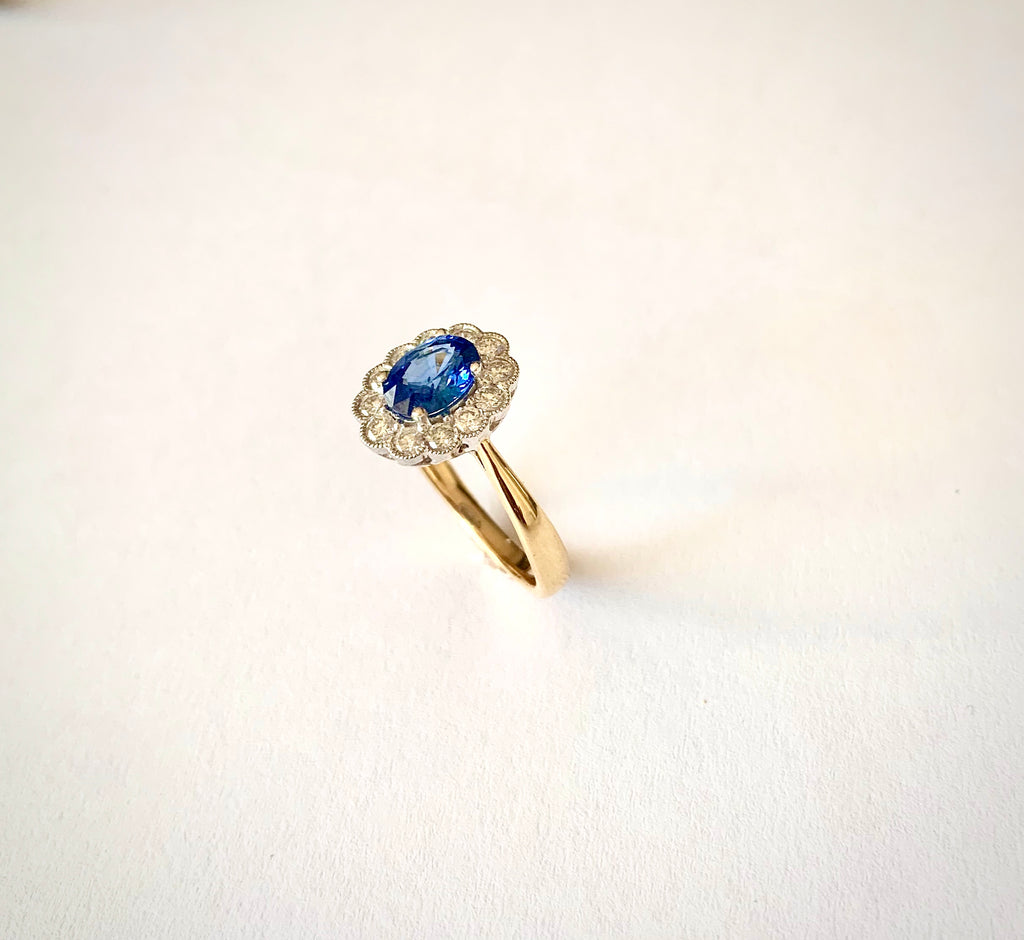 18CT YELLOW GOLD SAPPHIRE AND DIAMOND RING