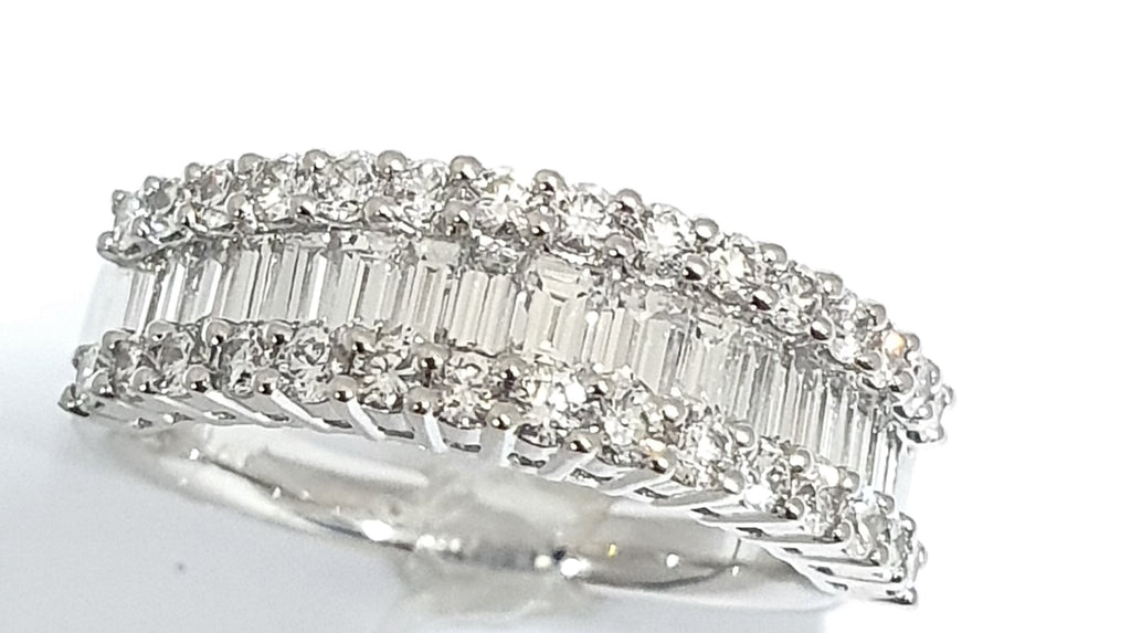 PLATINUM 1.52CT DIAMOND BAGUETTE RING
