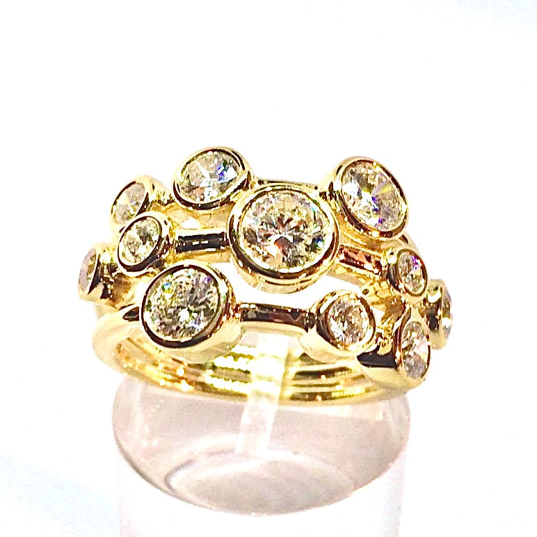 18CT YELLOW GOLD 2.00CT SCATTERED DIAMOND RING
