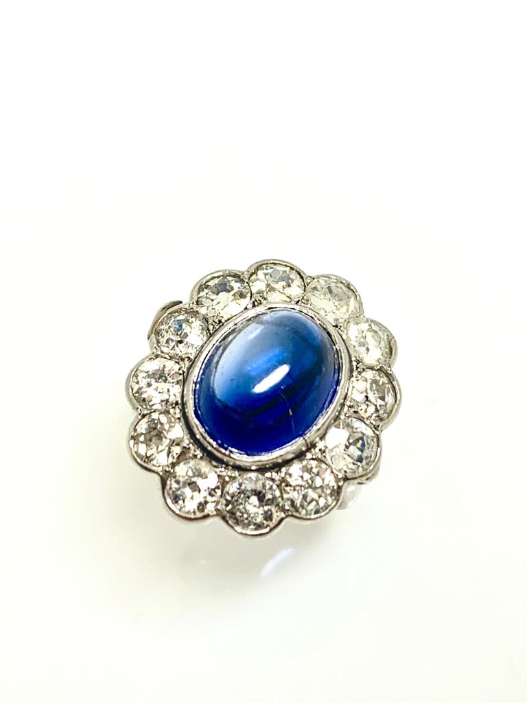 VICTORIAN CABOCHON SAPPHIRE AND DIAMOND RING