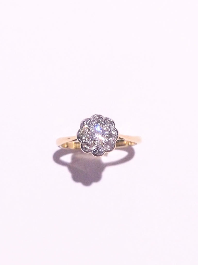 DIAMOND DAISY 1930S 18K YELLOW GOLD RING