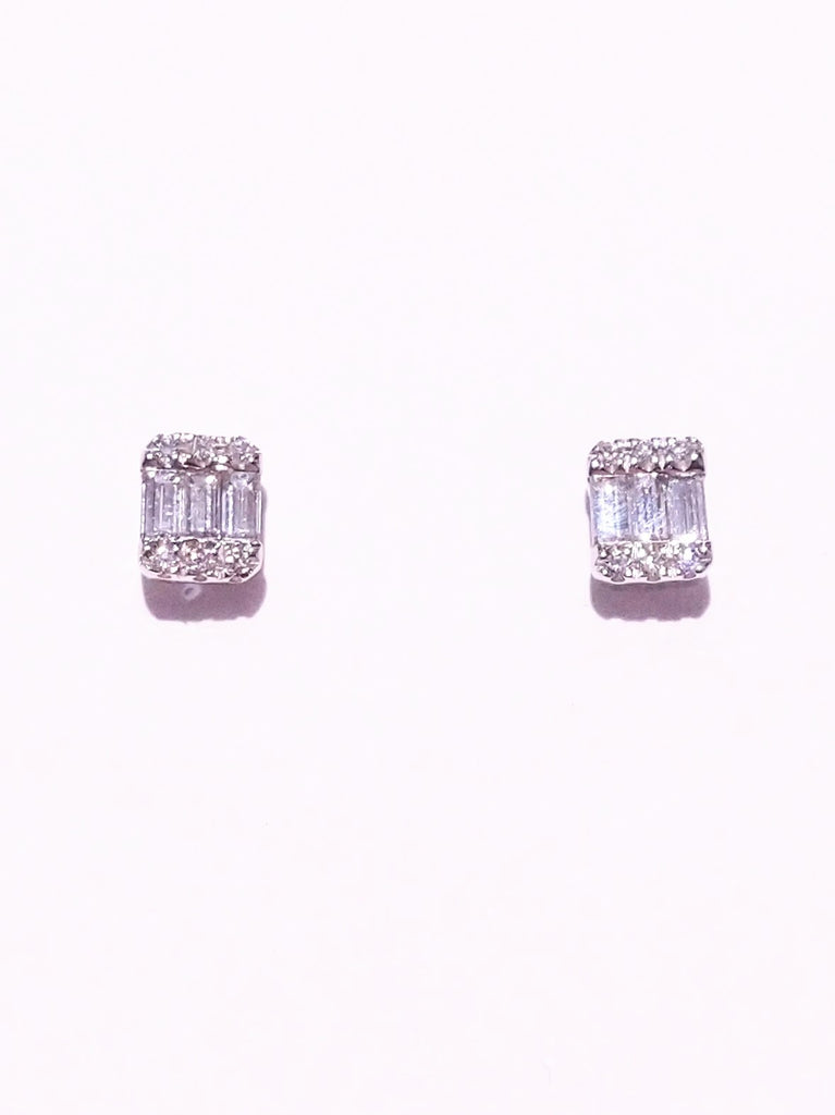 DIAMOND 0.35CTS CLUSTER STUD EARRINGS IN 18K WHITE GOLD