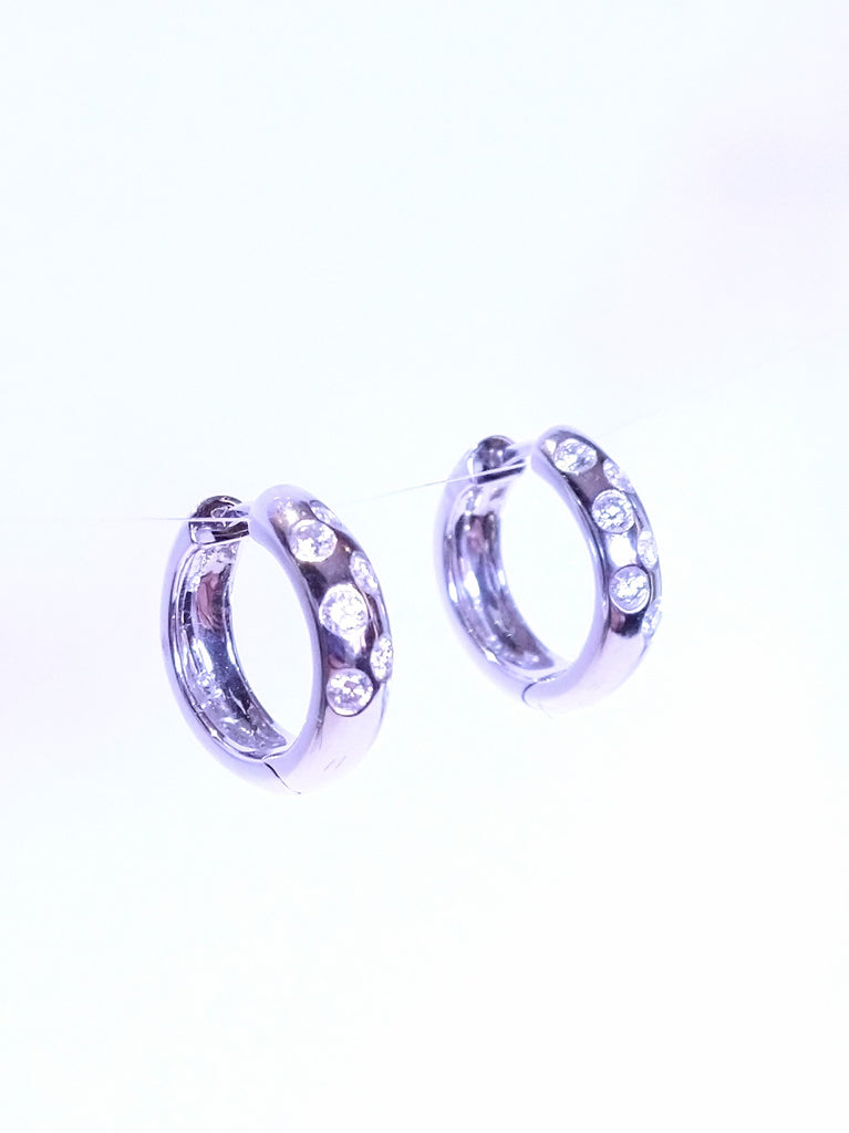 DIAMOND BUBBLE HOOP EARRINGS IN 18K WHITE GOLD