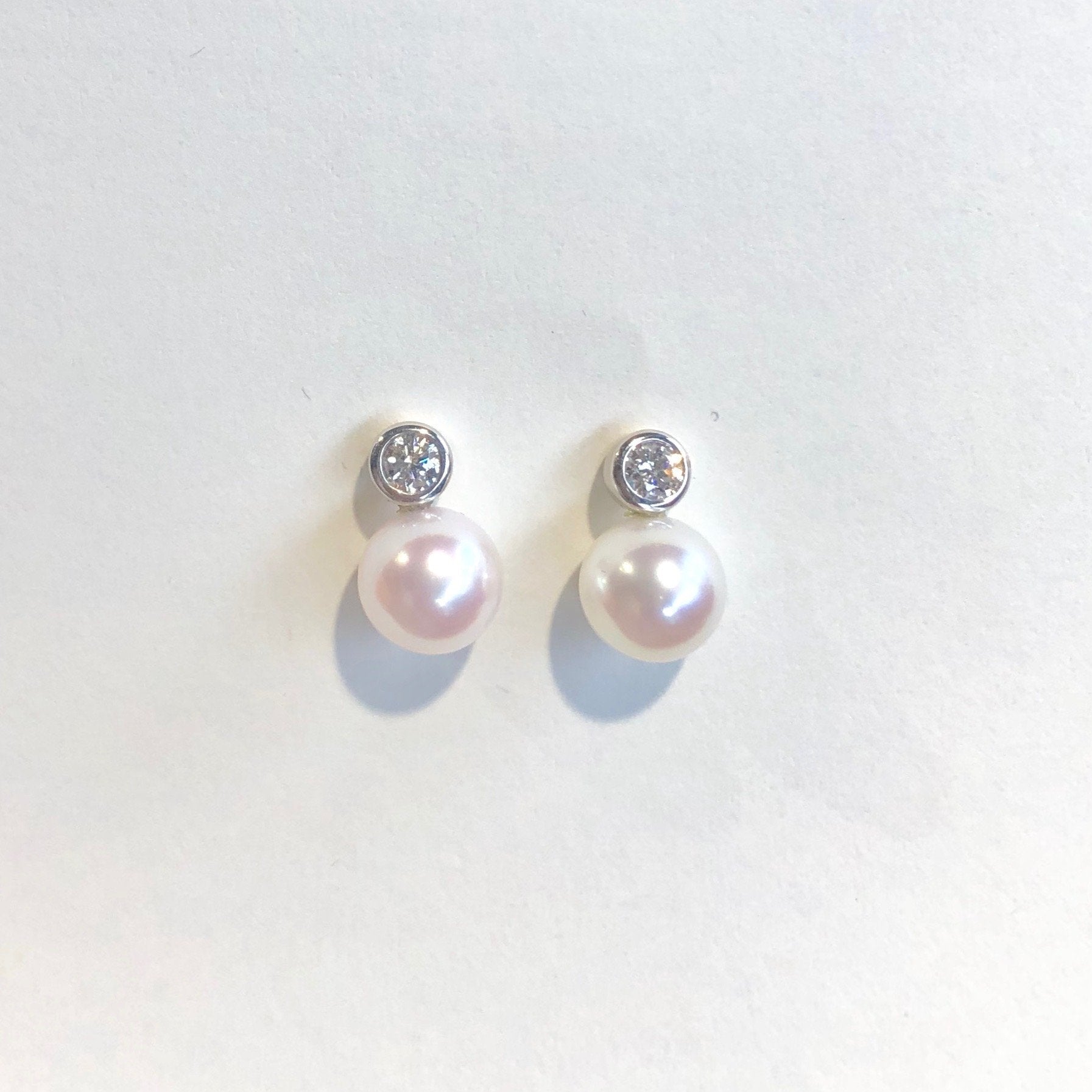 Avon shop diamond earrings